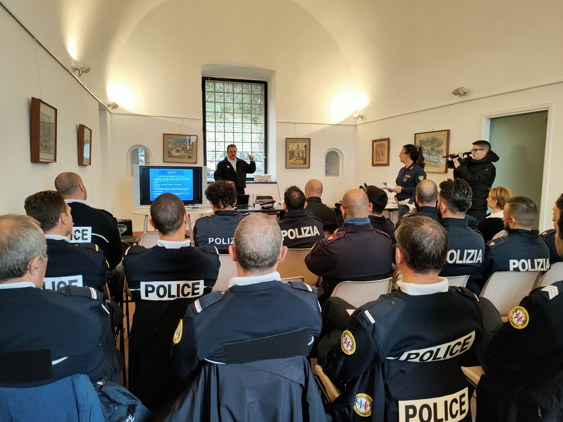 Polizia di frontiera Ventimiglia corso formazione congiunta