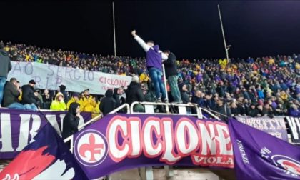 La curva della Fiorentina saluta Sergio Cordone, l'uomo di Bussana morto a 57 anni