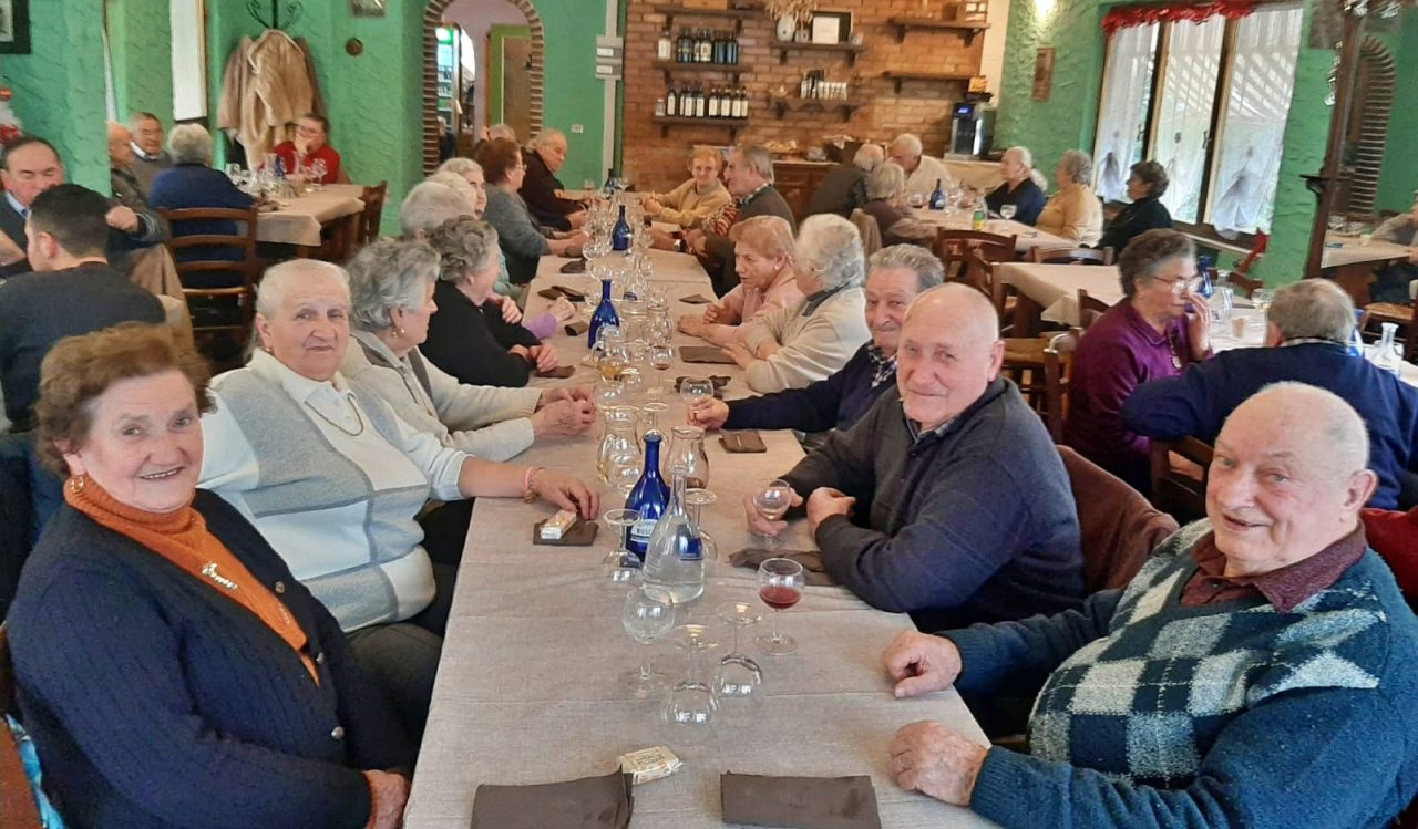 Castel Vittorio festeggia gli anziani