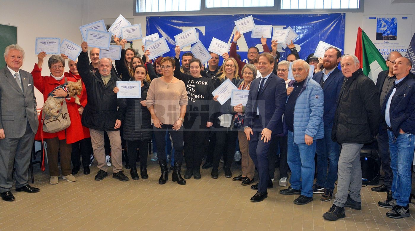 Frontalieri Ventimiglia certificati diplomi corso francese 15 dicembre 2019_127