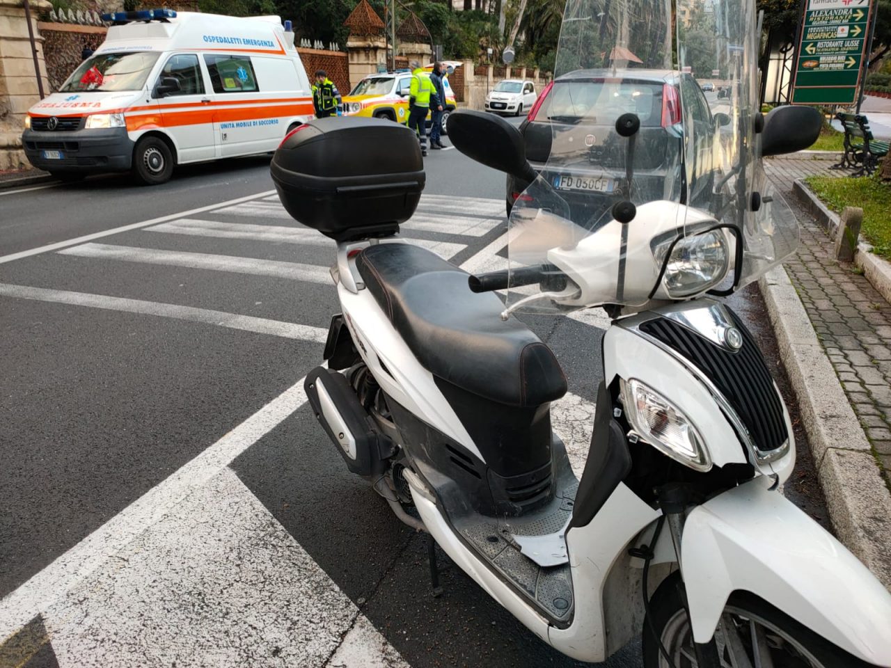 Donna investita sull’Aurelia a Ospedaletti
