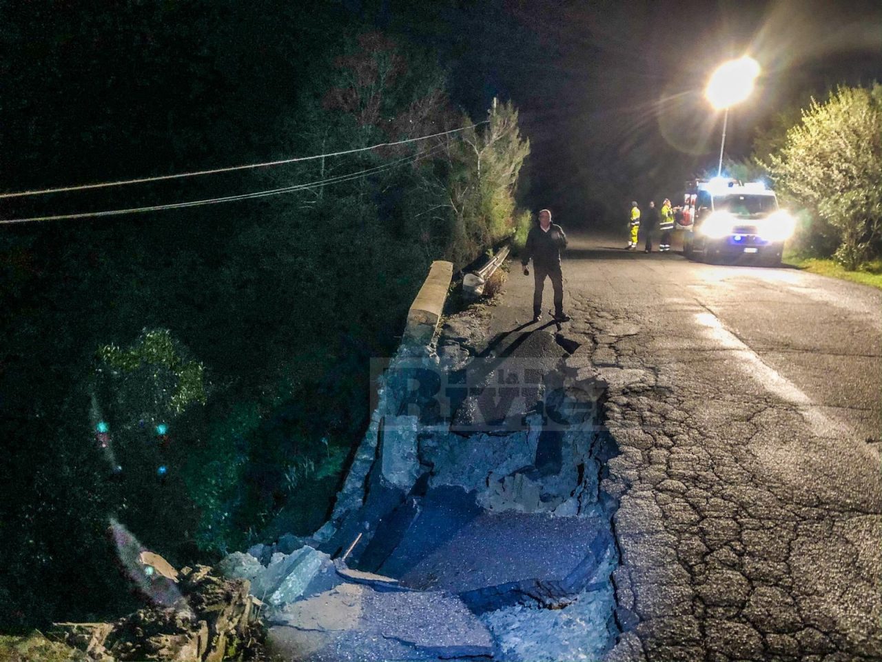 Maltempo: crollata la strada tra Vasia e Pantasina