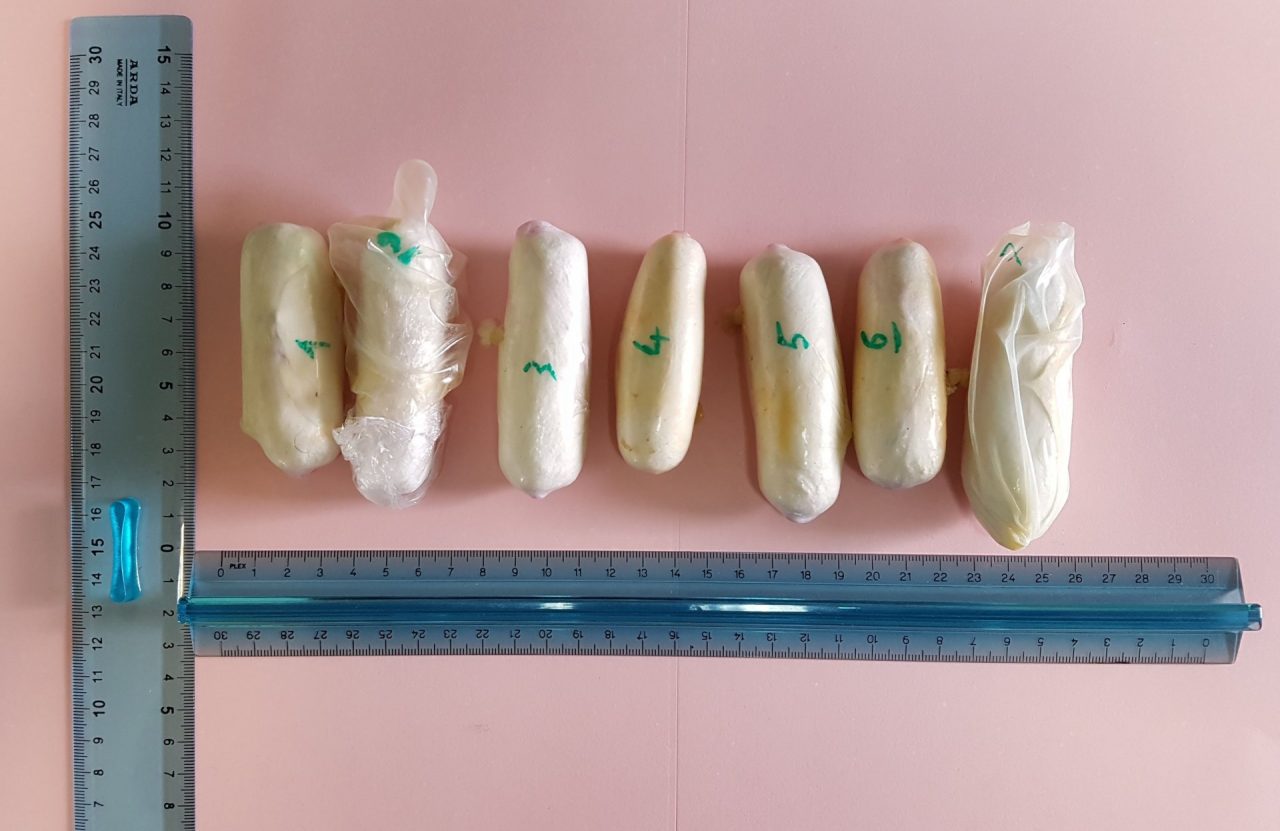 Ventimiglia: avevano circa 1 kg di droga (ciascuno) nello stomaco: 2 arresti