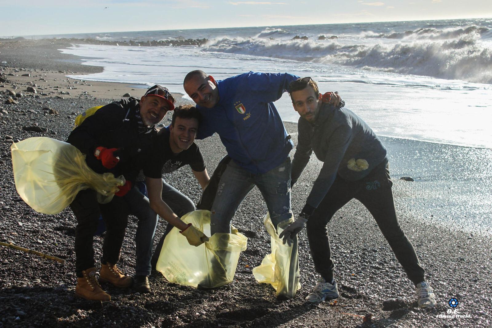 Pulizia spiagge Ventimiglia dicembre 2019_03