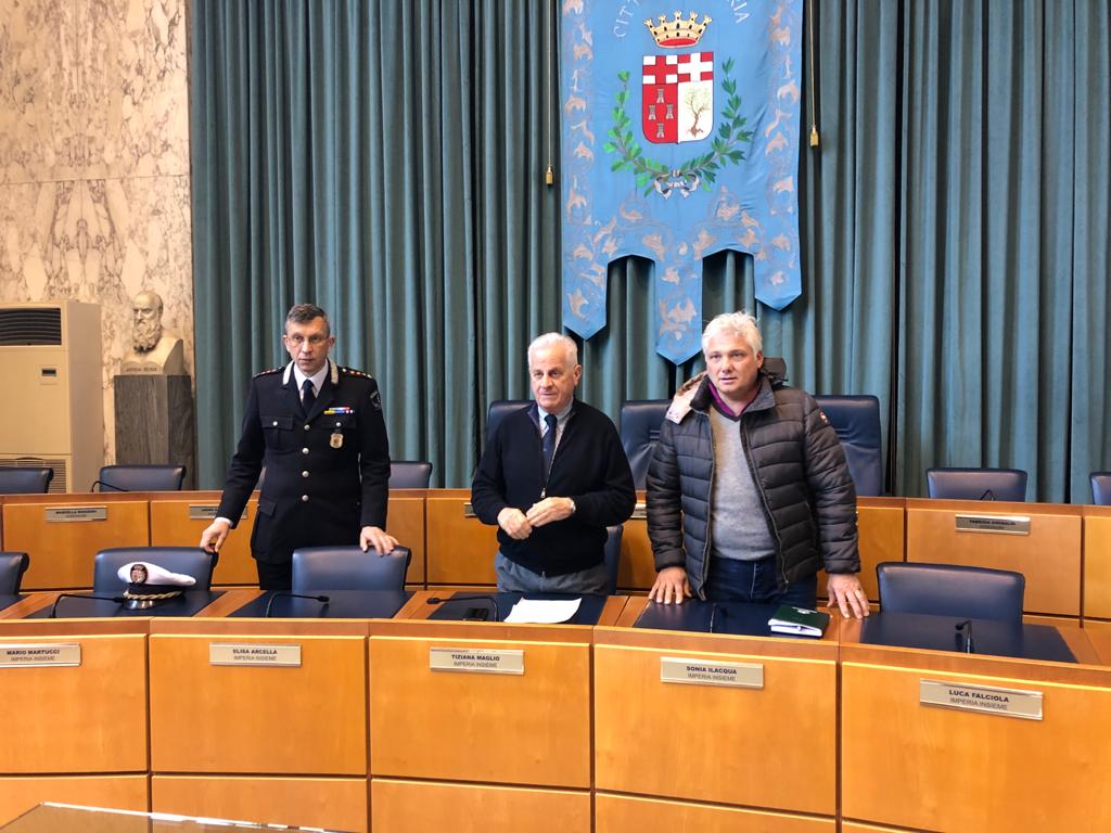 “Più telecamere e vigili a sorvegliare la città” in arrivo nuovi bandi di concorso per i vigli urbani