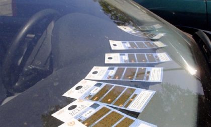 Ancora validi i vecchi "gratta e sosta"