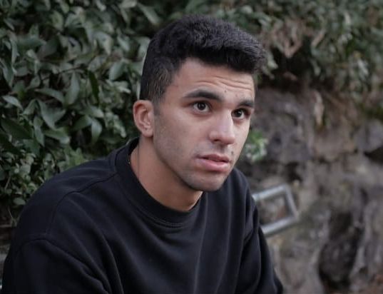 Youtuber sanremese di 19 anni sbarca nel mondo della musica. Video