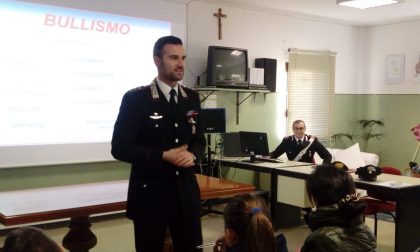Progetto legalità: Carabinieri tra i banchi di scuola a Riva Ligure