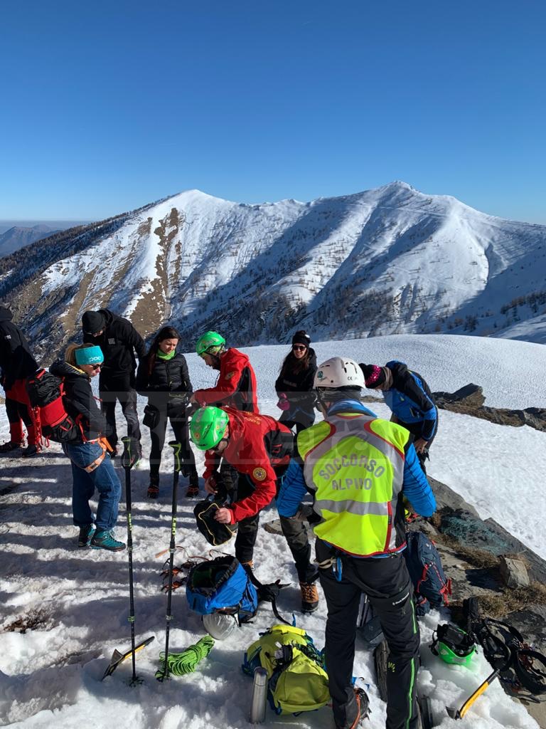 Soccorso Alpino escursionisti salvataggio neve rifugio Sanremo