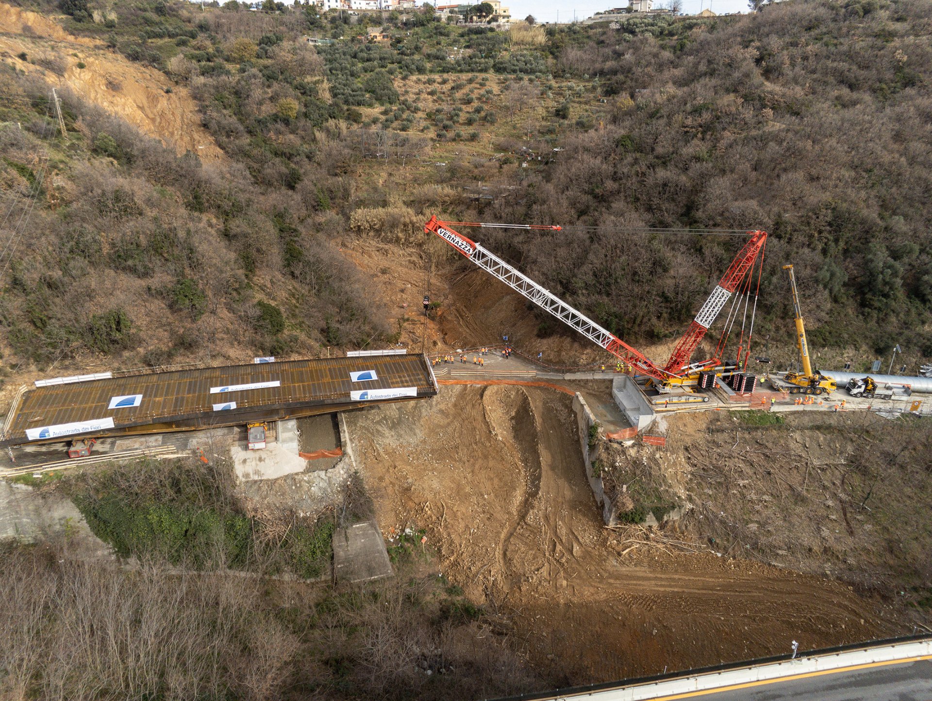 Varo impalcato nuovo viadotto Madonna del Monte_1