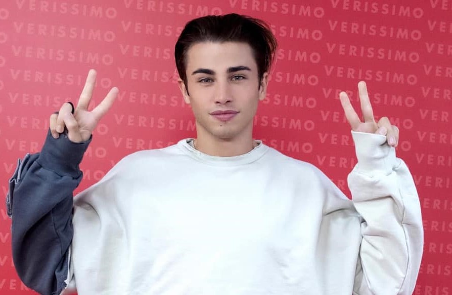 Pubblica 20 secondi di brano su Instagram: Riki a rischio squalifica dal Festival di Sanremo