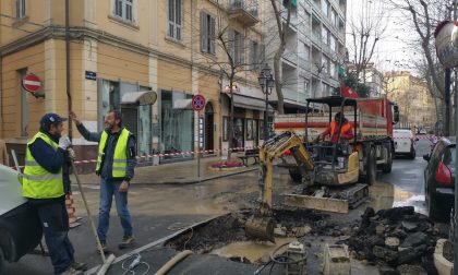 Esplode tubatura traffico in tilt