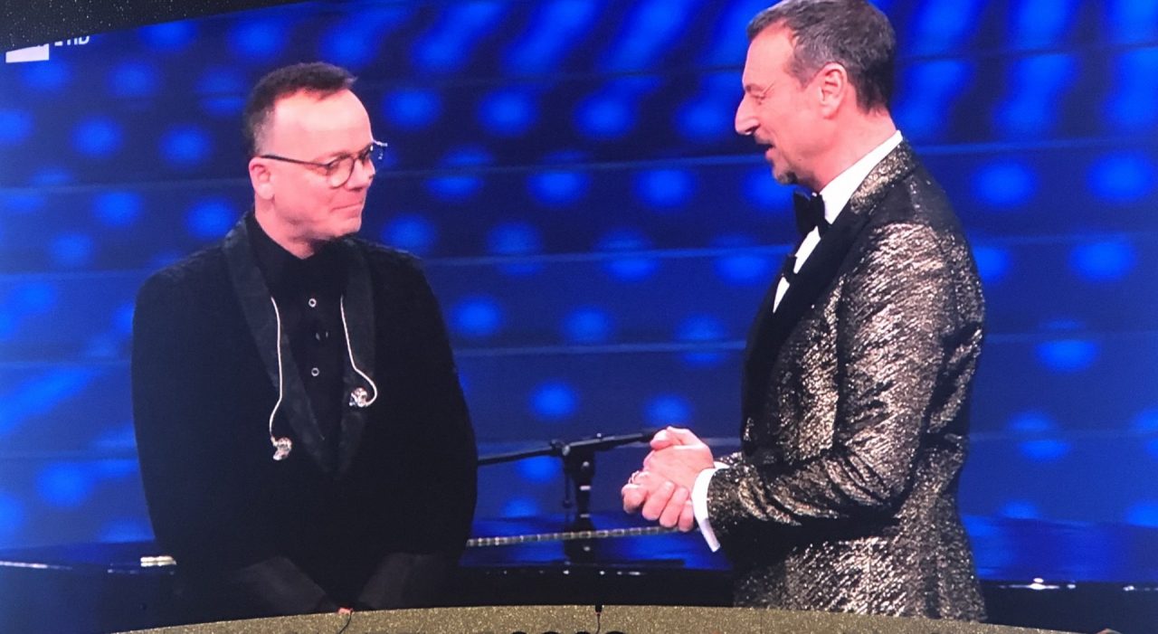 20 anni di “Non dirgli mai”, Gigi D’Alessio a Sanremo