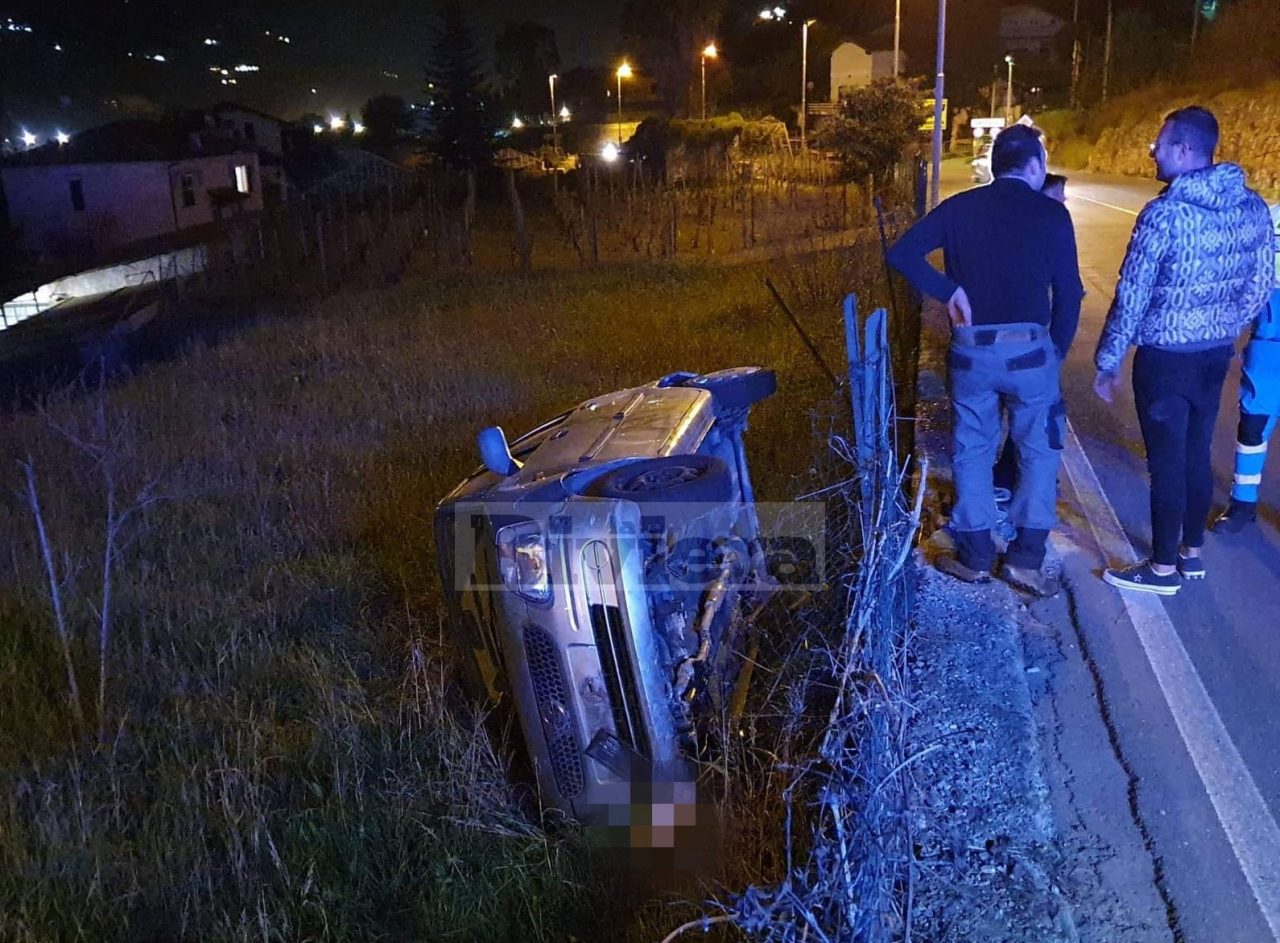 Auto si ribalta in una fascia sulla provinciale della val Nervia