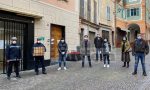 I titolari del Sushifan di Camporosso donano 1.000 mascherine al Comune