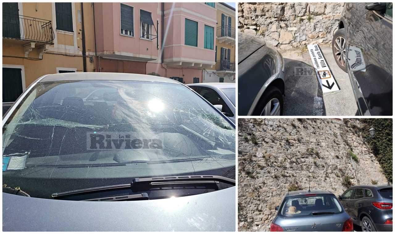 Crolla cartello stradale: distrutto il parabrezza di un’auto a bordighera