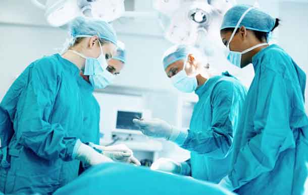 Un uomo di 57 anni e due pensionati di 77 e 79 anni ultime vittime del covid-19 al San Martino