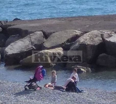 A Ventimiglia con i bambini al mare contro la noia del coprifuoco