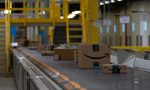 Amazon limita le consegne a beni di prima necessità