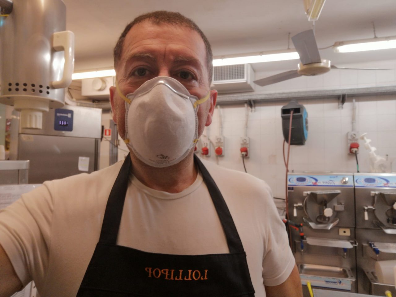 Mirco Di Giorgio (Lollipop) ha dovuto anche lasciare a casa 4 dipendenti. «Lavoriamo solo in 2 per il servizio a domicilio»