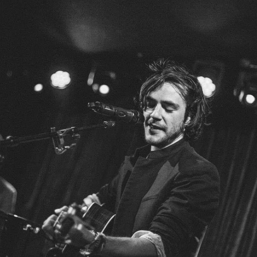 Jack Savoretti per Genova: uscirà domani il suo nuovo singolo “Andrà tutto bene”
