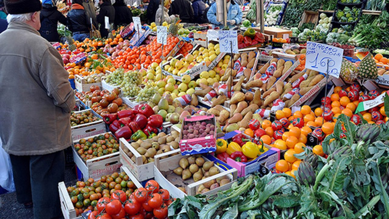 Torna il mercato ambulante a Vallecrosia, ma solo per gli alimentari