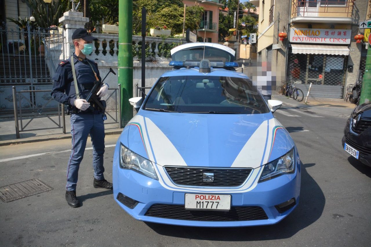 Ruba T-Max a Sanremo con le chiavi attaccate e lo rivende poco dopo. Preso dalla Polizia