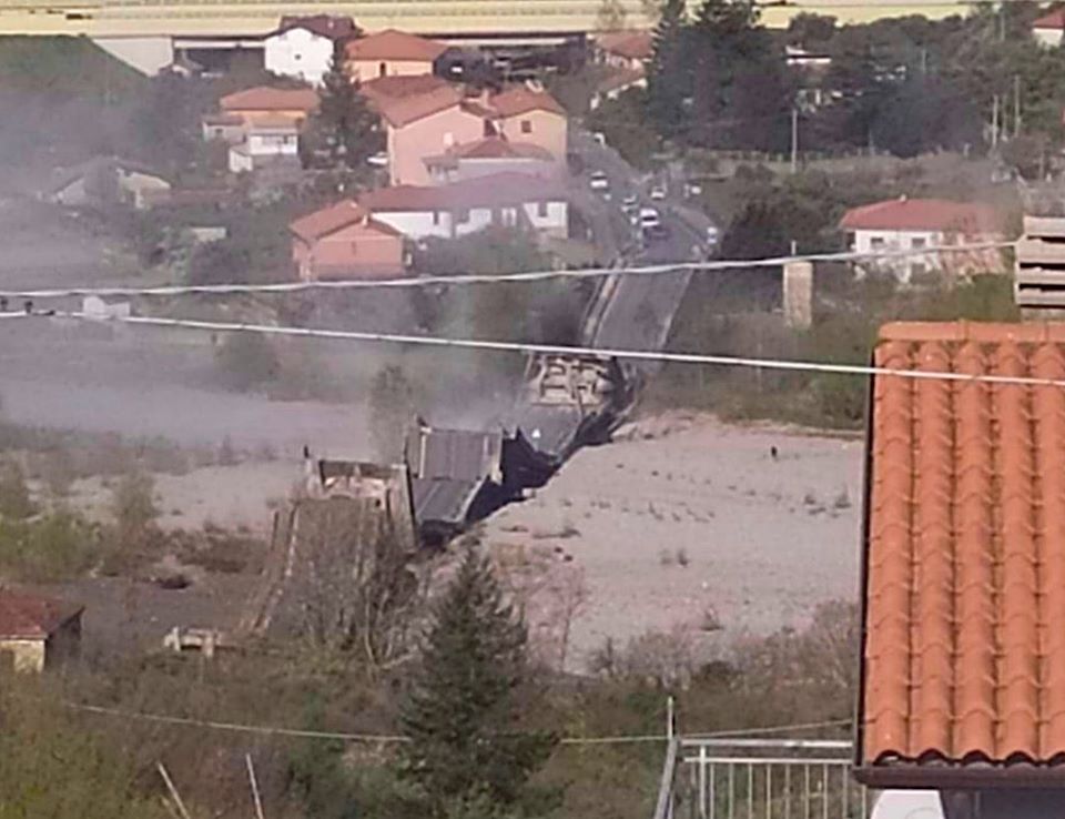 Ponte crollato Liguria e Toscana4