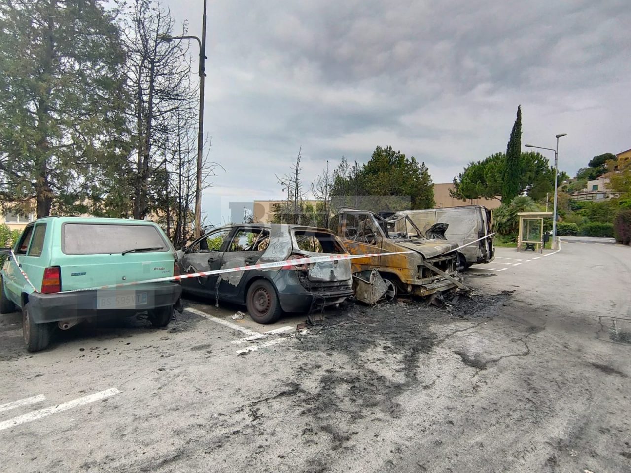 Rogo di auto a Ospedaletti, gelosia il possibile movente dell’attentato
