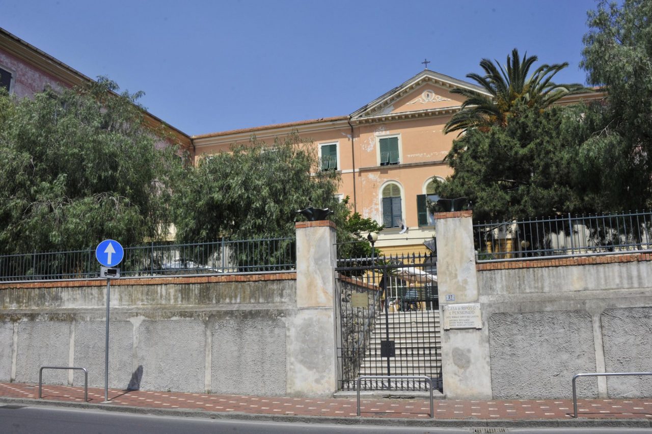 Lavanderia della Casa di Riposo Agnesi ai privati, i sindacati  sul piede di guerra