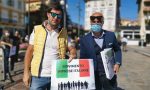 "Abbandonati dal governo" protesta con pane e cipolla del Movimento Imprese Italiane - Foto e video