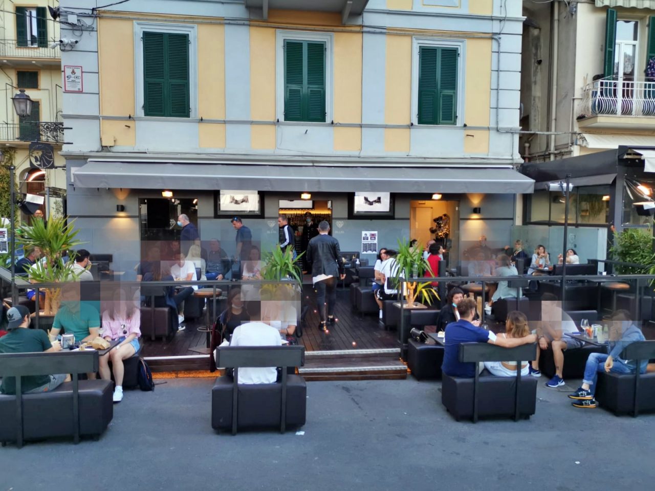Accordo tra commercianti e residenti per la musica in Piazza Bresca