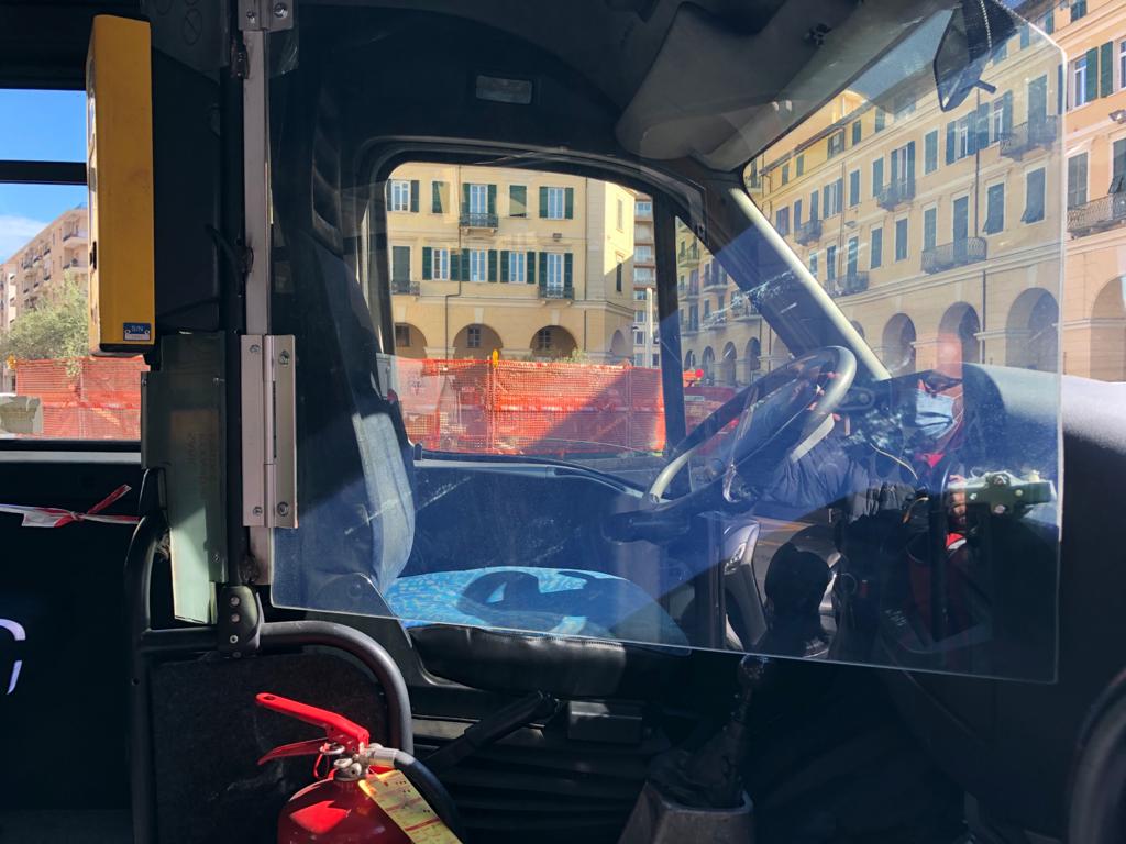 bus rt 2