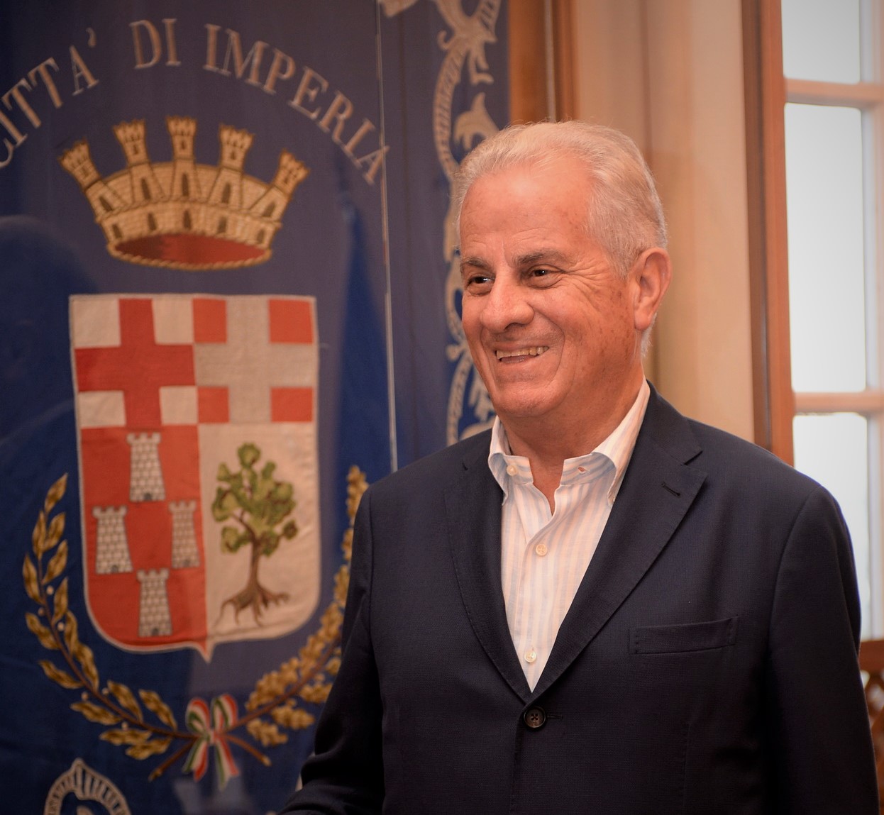 Sindaco Scajola rinnova l’appello per il distanziamento sociale