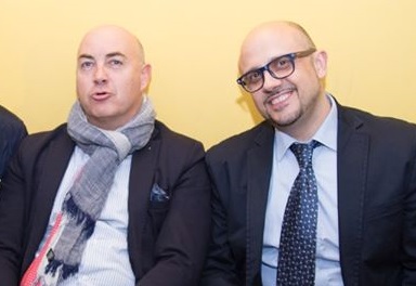 Medici e infermieri taglio di capelli gratis? Chiamate il partito