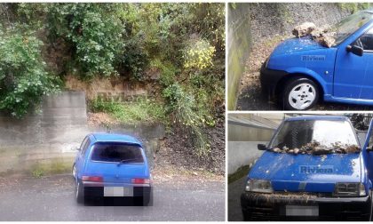Frana in via Montale a Ventimiglia, danneggiata un'auto in sosta