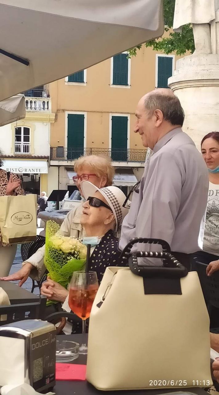 Grande festa per i 100 anni di Nonna Noemi