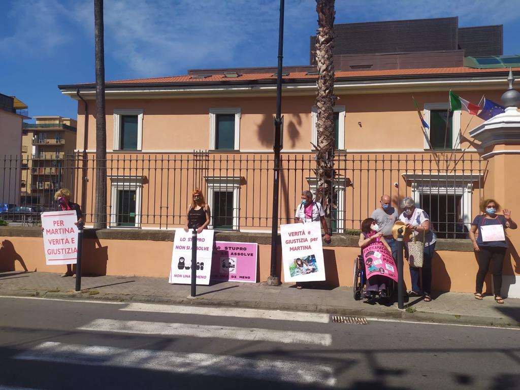 Martina Rossi tribunale Imperia manifestazione_02