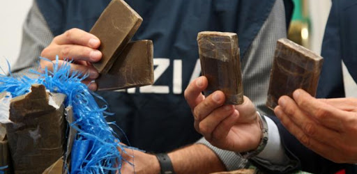 Arrestato con la droga sul lavoro un 26enne di Ventimiglia: aveva 175 grammi di hascisc