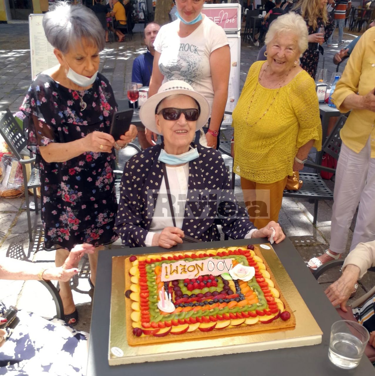 I 100 anni di nonna Noemi con una grande festa a Sanremo. Foto