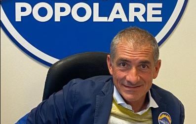 Andrea Costa lancia un appello per gli uffici postali