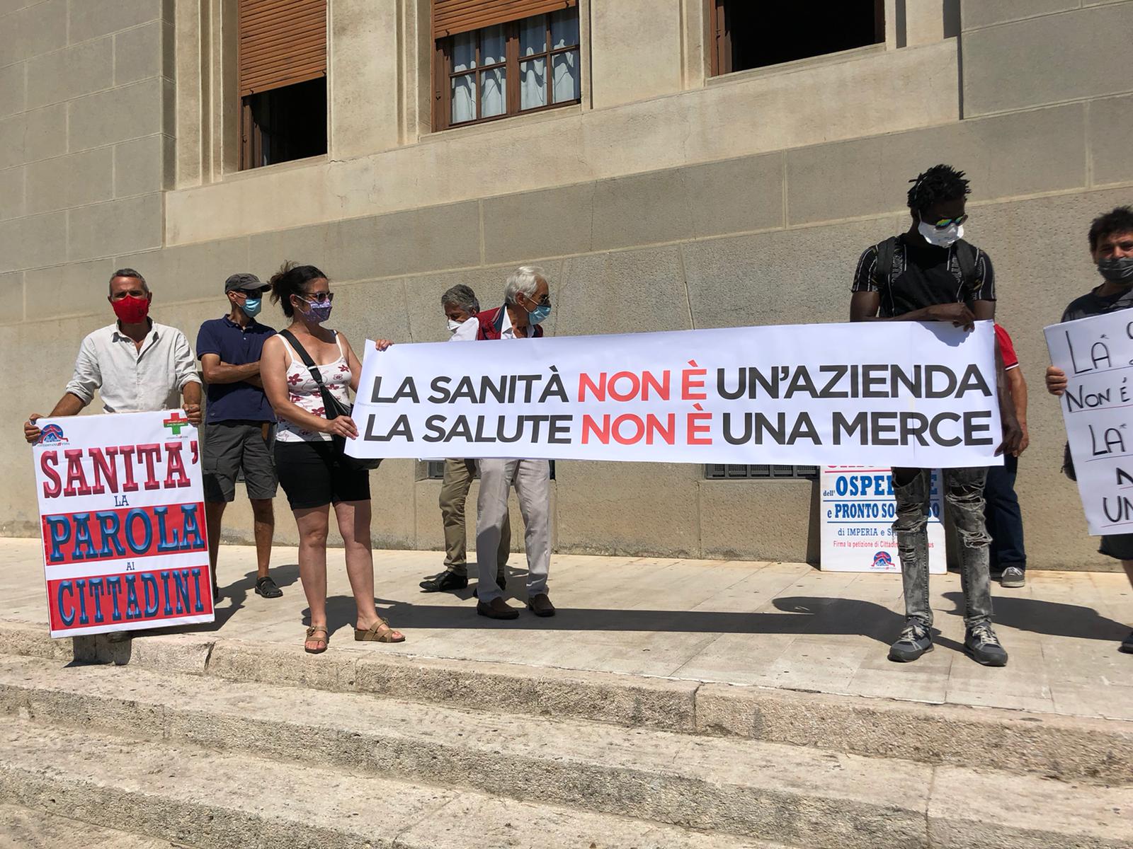 Cittadinanza attiva Ospedale Unico presidio comune Imperia manifestazione_05