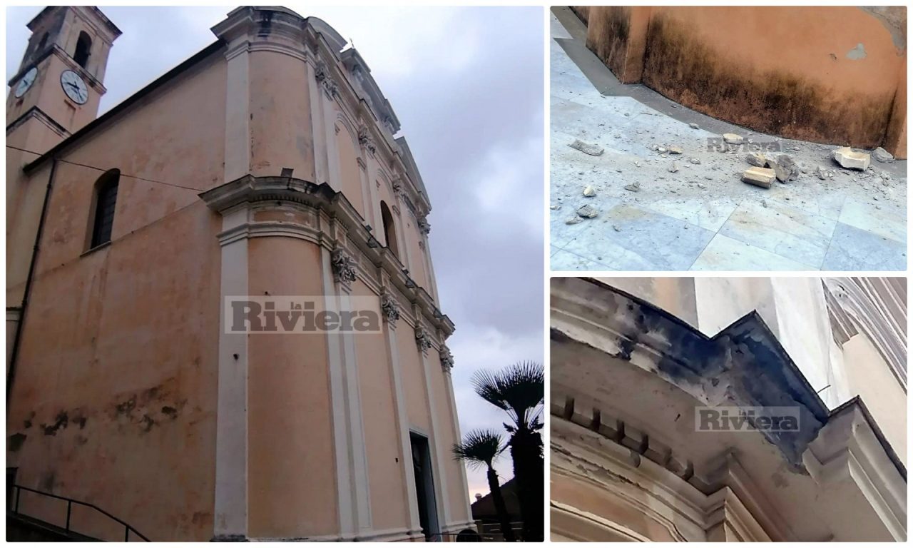 Crollano cornicioni dalla chiesa a Ospedaletti, parroco costretto a spostare il funerale