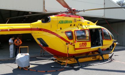 Auto fuori strada a Molini di Triora, allertato l'elicottero