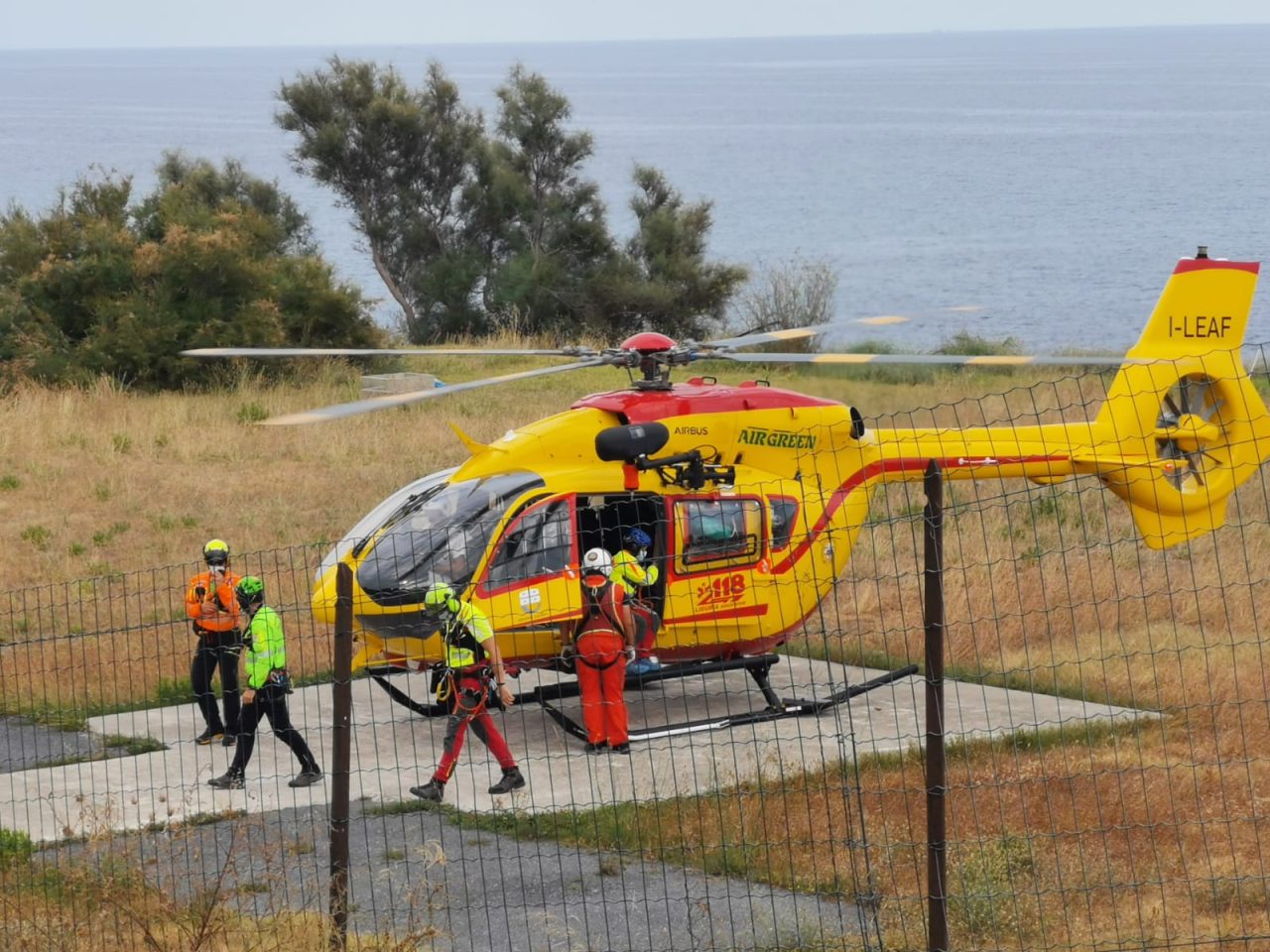 Schianto durante il tentativo di sorpasso, gravissimo un 28enne a Sanremo