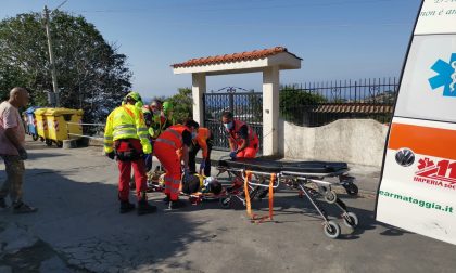 Perde il controllo della moto, ragazzino al Santa Corona. Foto e Video