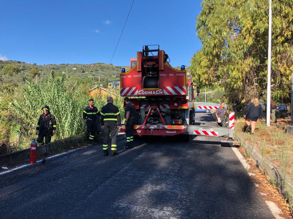 Auto scarpata Imperia corsdo Allende Sclavi