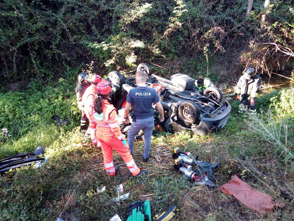 Auto scarpata Imperia corsdo Allende Sclavi_06