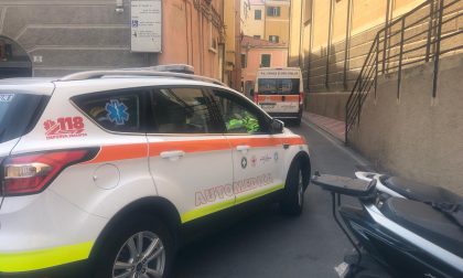 Minaccia di gettarsi dal balcone, mobilitazione di soccorsi