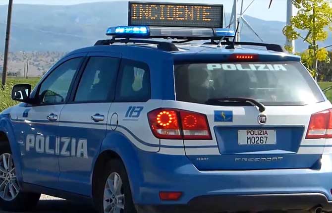 Statale 28 chiusa a Nava per un veicolo intraversato